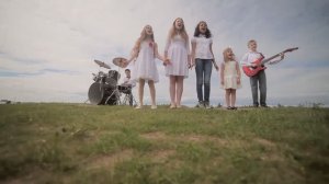 Дети поют Гимн России