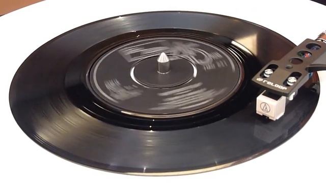 Stevie Wonder - Superstition - Vinyl Play смотреть онлайн