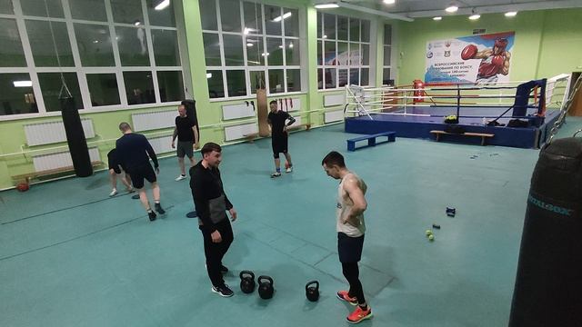 Круговая тренировка боксера 20.03.2025 смотреть онлайн