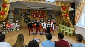 Инсценировка английской сказки в детском саду "Бременские музыканты"