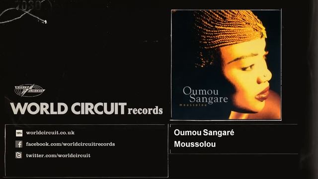 Oumou Sangaré - Moussolou (Official Audio) смотреть онлайн