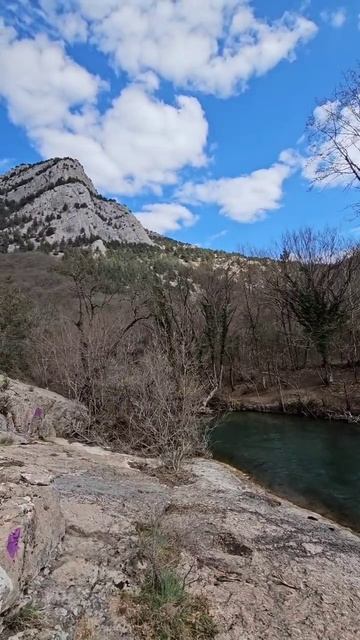Крым Весенний день на Черной реке