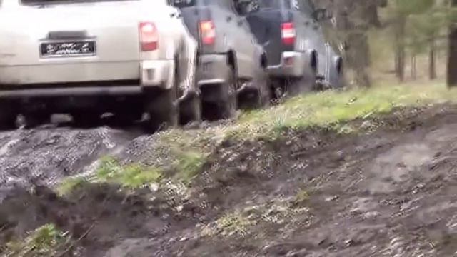 УАЗ ПАТРИОТ по лесным дорогам смотреть онлайн