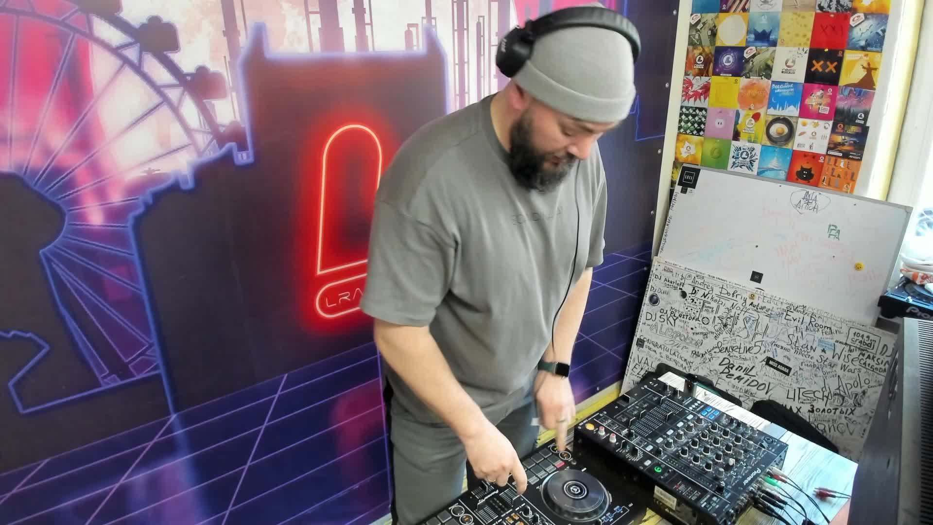 Живые игры 21.03.25 смотреть онлайн