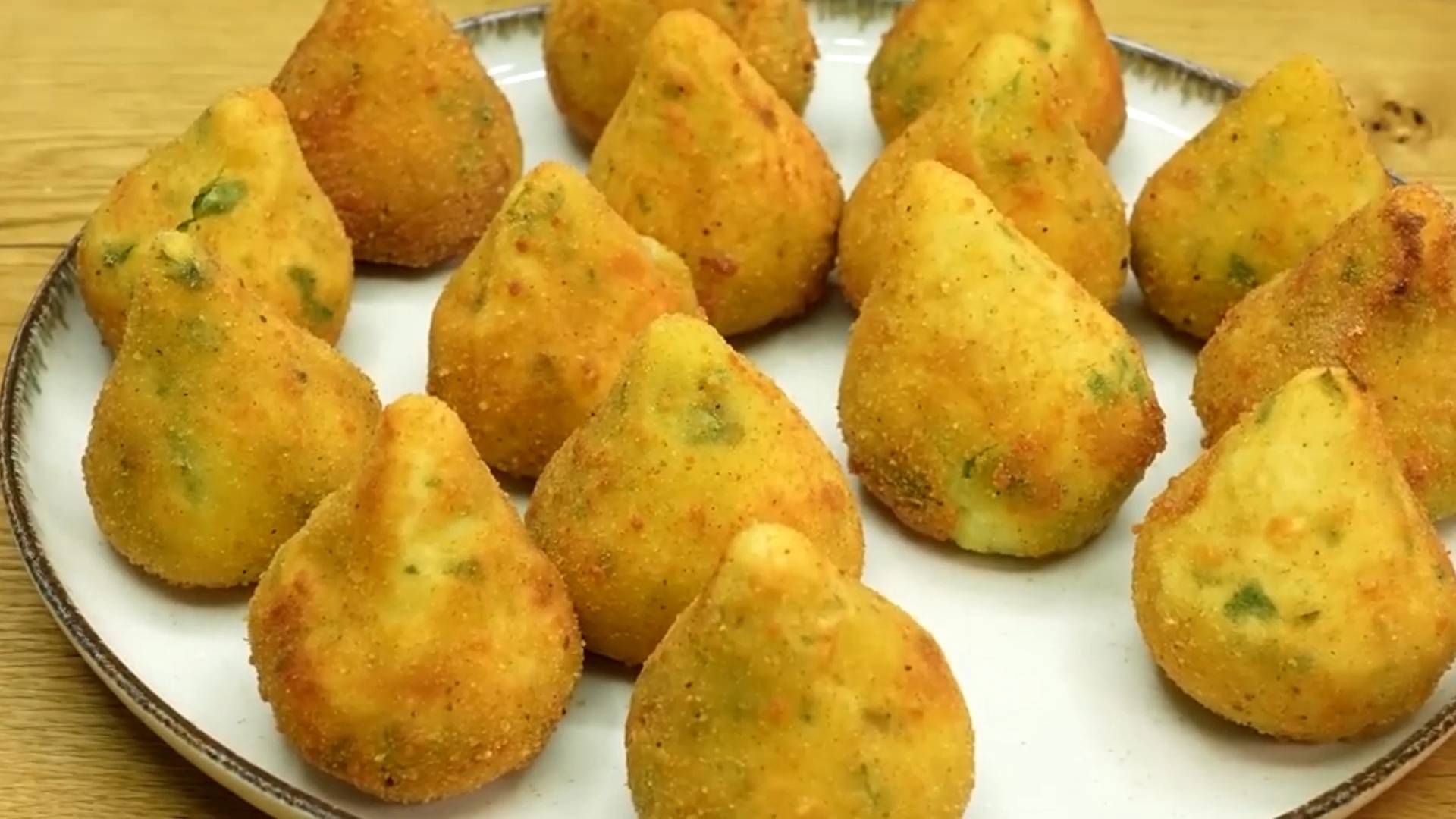 Картошка с сырной начинкой смотреть онлайн