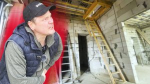 ЖИЗНЬ И СТРОЙКА В ДЕРЕВНЕ. МОНТИРОВАЛ ЛЕСТНИЦУ НА ЧЕРДАК И МЕНЯ УВЕЗЛА РЕАНИМАЦИЯ