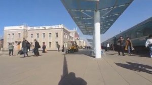 Подглядываю за монголами на ЖД-вокзале Улан-Батора в Монголии | Железная дорога