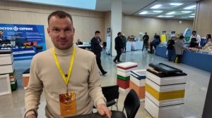 Первая российская рамочная кормушка от Пеноулика (ярмарка Апиглобал-2025)