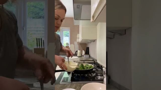 Ellie Simmonds Creamy Broccoli Gnocchi Recipe | Vitality at Home | Vitality UK смотреть онлайн