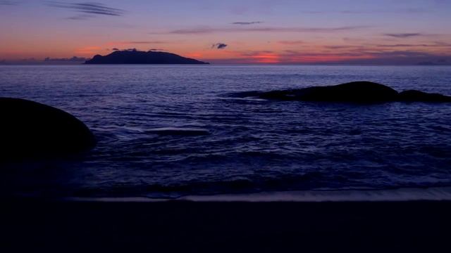 Relaxing Ocean Waves At Sunset