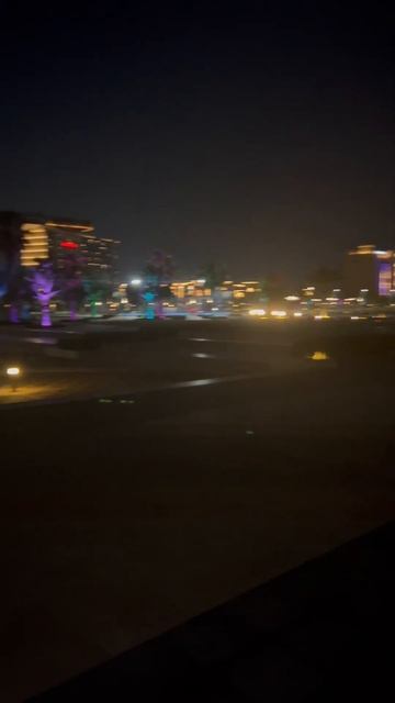 Night view of Al marjan Island ... #dubai #rasalkhaimah смотреть онлайн
