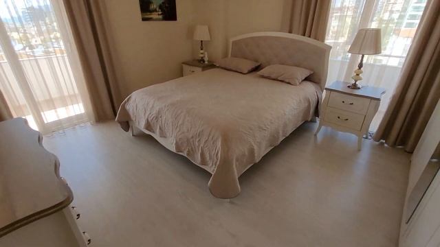 Супер квартира 220 м² ВИДОВАЯ у РЕКИ с ВНЖ | До моря 400 м. | Недвижимость в Алании Турция смотреть онлайн