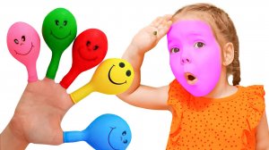 Learn colors with Balloons ! Kids and mom have fun playtime with color song !
