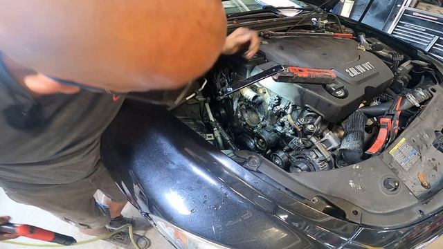 Leaking Water Pump Because Of Broken Bolt EASY FIX смотреть онлайн