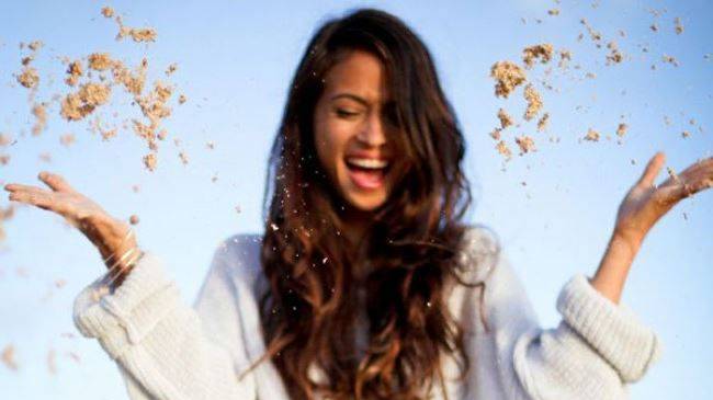 СЧАСТЬЕ НА БАЗАРЕ НЕ КУПИТЬ смотреть онлайн