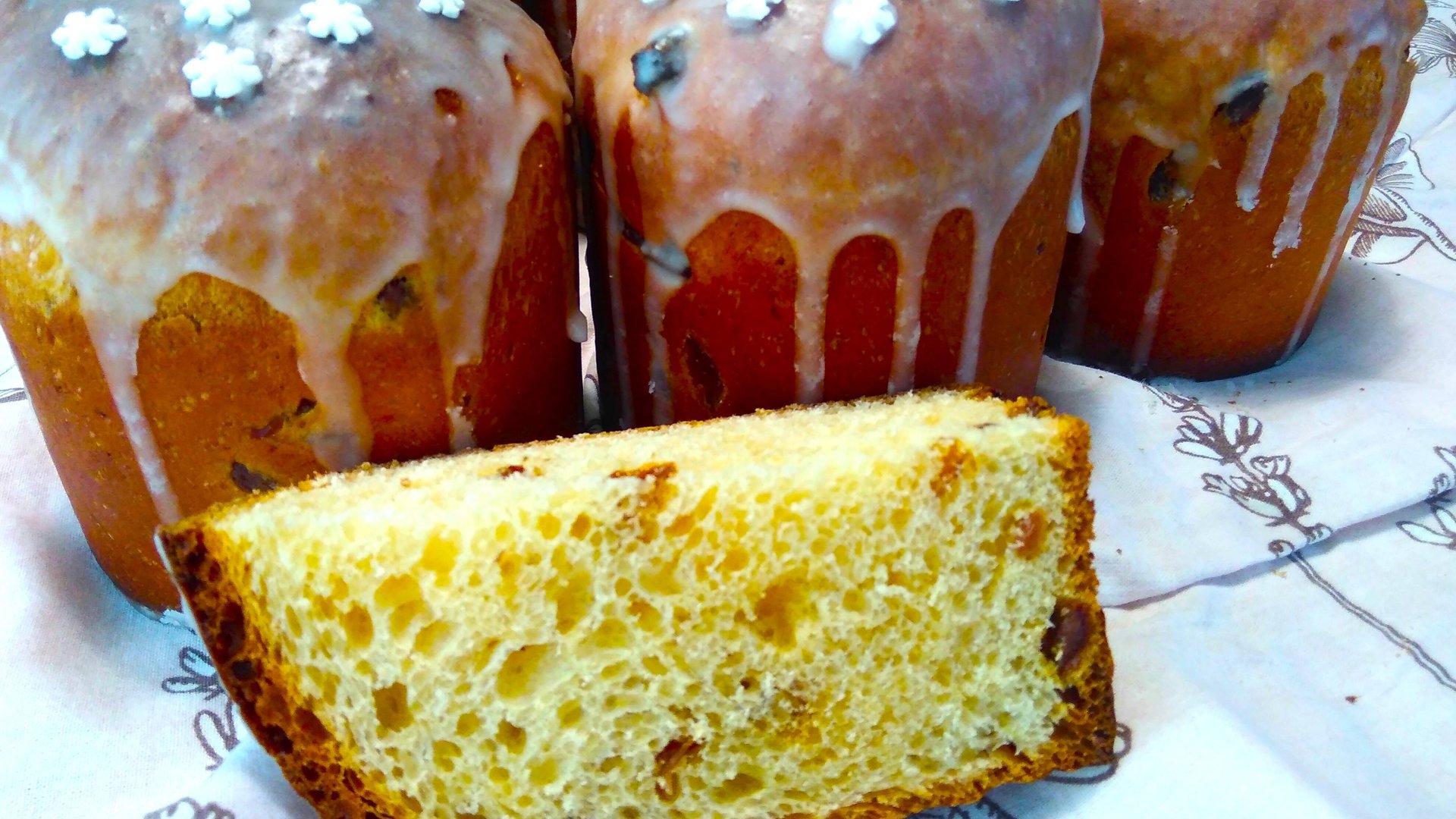 Пасхальный Кулич, воздушный, прост в приготовлении. смотреть онлайн