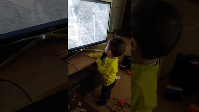 Самый маленький певец караоке смотреть онлайн