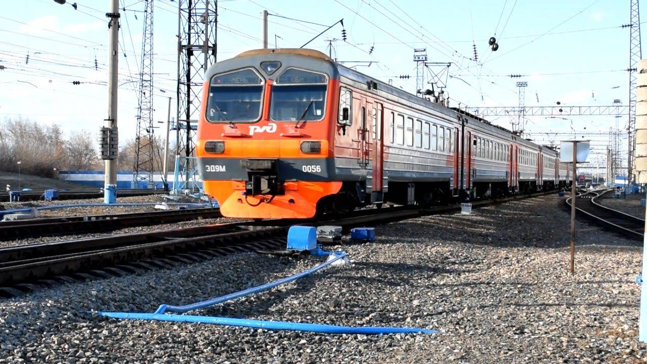 Электропоезд ЭД9М-0056