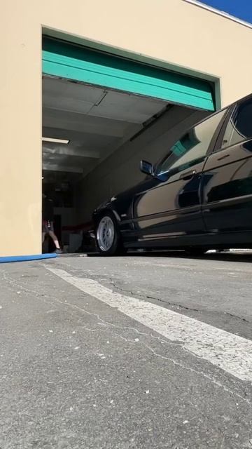 🤦♂️😂 #M5 #e23 #e32 #e39 #dinan #e38 #UltimateDrivingMachine #750il #Hartge #bmwclassic #NOFRNDS смотреть онлайн