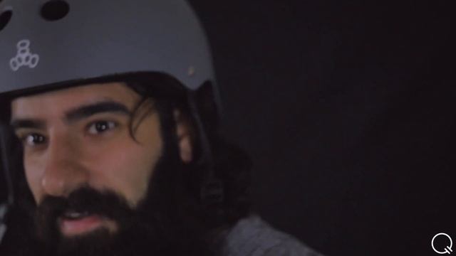 Testing out the Triple 8 Sweatsaver Helmet. смотреть онлайн