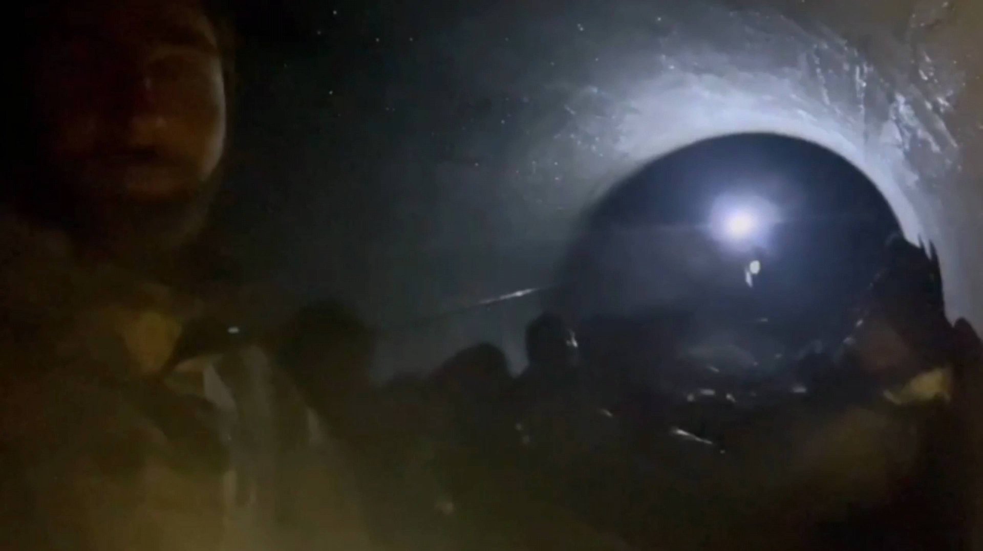 «СУДЖАНСКИЙ ЦВЕТОК» Посвящено операции "Поток" / "Труба".  Читает Liza-Mila. Стихи: Божена Доду