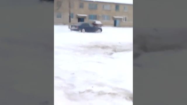 BMW 328i смотреть онлайн