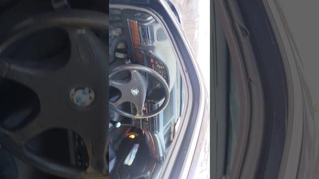 1988 год BMW E32 смотреть онлайн