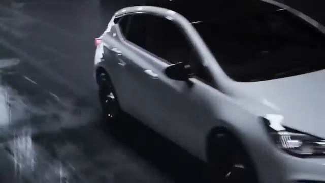 Opel Astra Wyprzedaż смотреть онлайн