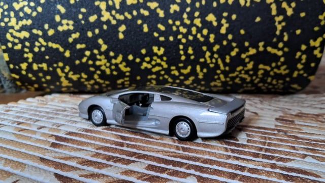 JAGUAR XJ 220 былое прошлое смотреть онлайн
