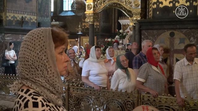 Патріарх Філарет відслужив всенічне бдіння на передодні віддання Пасхи