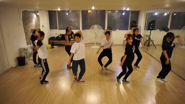 BunkerStudio - WAACKING (Waacker O's Class)