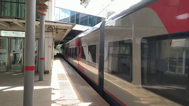 Электропоезд ЭС2Г-111 "Ласточка" станция МЦК Окружная 18.06.2022 смотреть онлайн