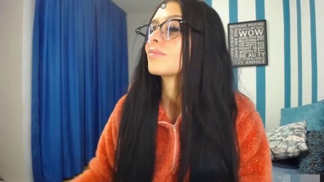 Beautiful English Girl Changing Clothes Live On Camera