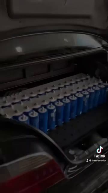 Как подготовка к сезону?) #e38 #bmwe38 #бумер #bassecurity #титанат #lowbass смотреть онлайн