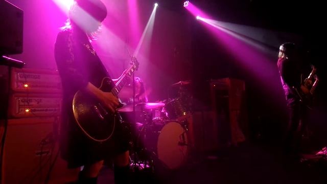 Boris= Six,Three Times 6を3つ +(5.10) Electric смотреть онлайн