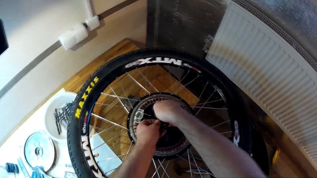 Будни электровеловода: беда с подшипником смотреть онлайн