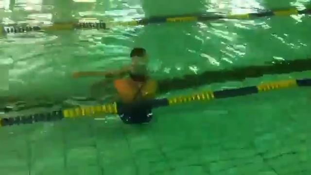 Маленький плывун смотреть онлайн