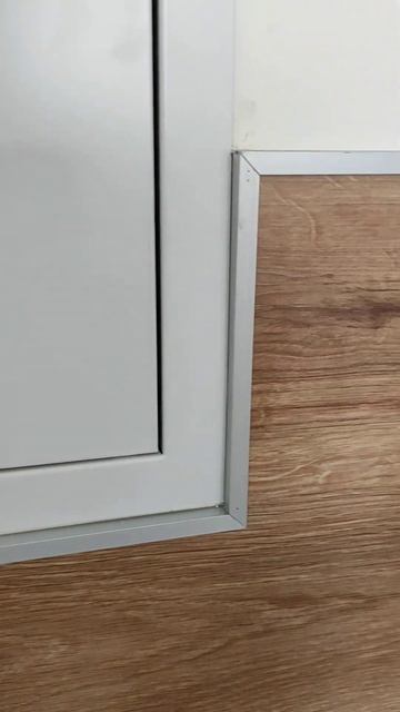 стеновая панель, алюминиевый профиль, торцовка и руки смотреть онлайн