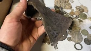 Старинный топор и еще много чего интересного