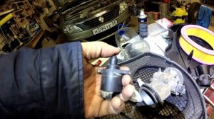 Как втянуть шток регулятора холостого хода