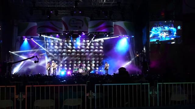 This Means War - Marianas Trench - Toronto - July 15,2015 - Pan Am Games смотреть онлайн