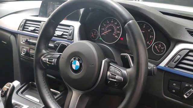 BMW 330 Touring смотреть онлайн
