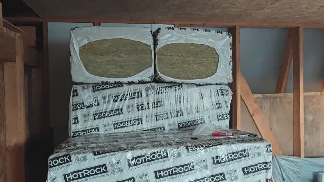 СВОЙ ДОМ..Люк в потолке на чердак Своими Руками..