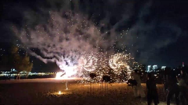 Свадебный салют .Горящие фонтаны. Горящие сердца, дорожка из фонтанов. Заказать 8(966)2400909 смотреть онлайн