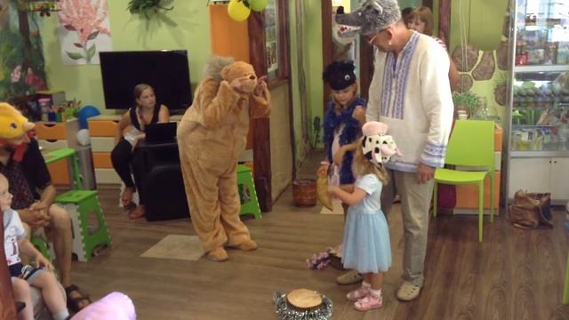 А может быть ворона... Детский спектакль смотреть онлайн