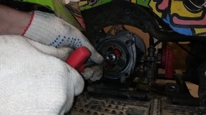 Установка 2-х кулачкового центробежного сцепления детского квадроцикла с двигателем 49сс 2Т