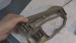 BMW X5 E53 снятие и ремонт рамки дверной ручки