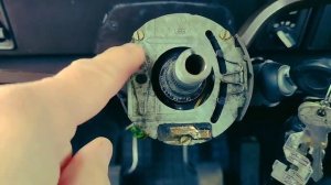 Замена контактной группы замка зажигания.