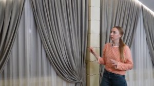 ШТОРЫ НА НЕСТАНДАРТНЫЕ ОКНА В ЗАГОРОДНОМ ДОМЕ НА МАНСАРДЕ  ШТОРЫ НА СКОШЕННЫЕ ОКНА В ЧАСТНОМ ДОМЕ