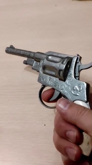 пистолет из ссср пистоны смотреть онлайн